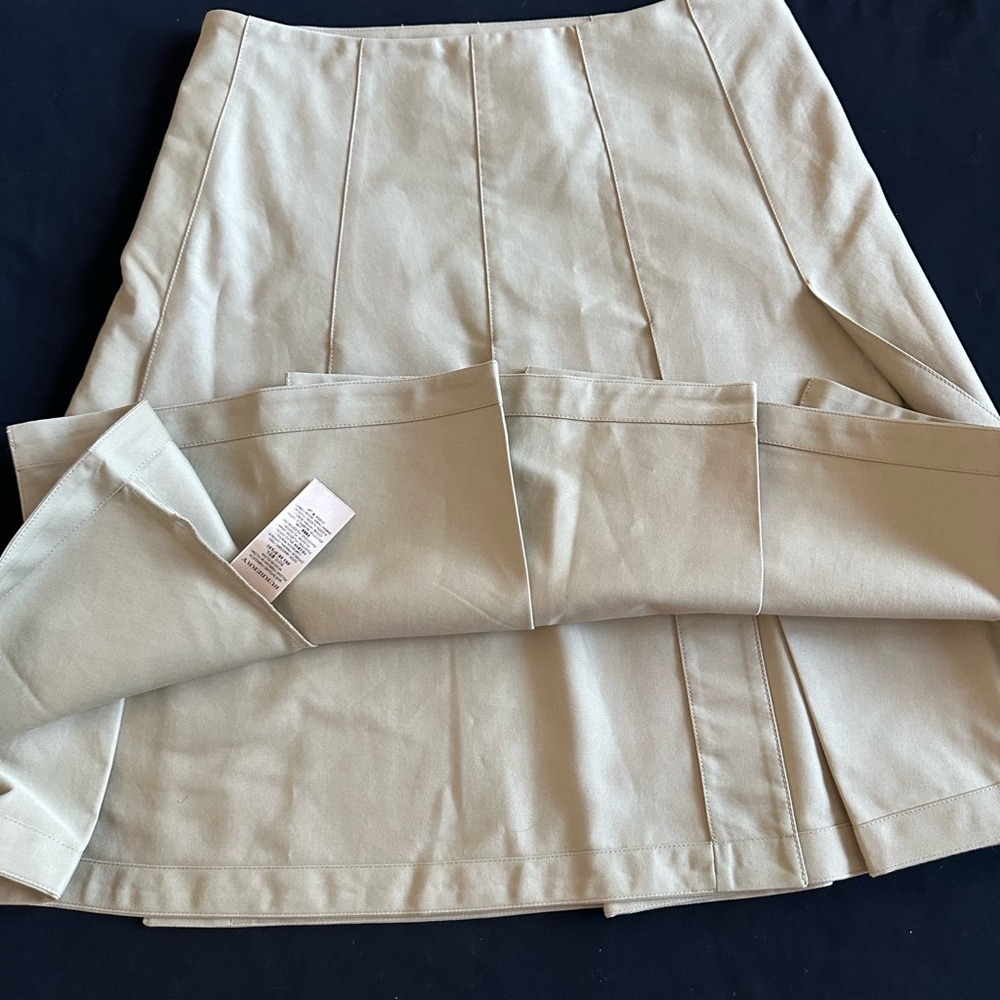 Burberry uniform Light Sage called Hunter green by Burberry A-Line Skirt size 10 - Picture 9 of 16
